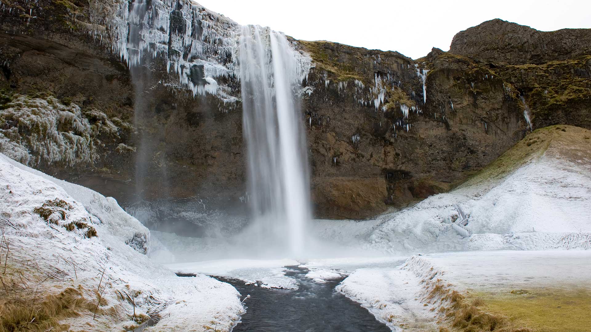 Seljalandsfoss , Iceland